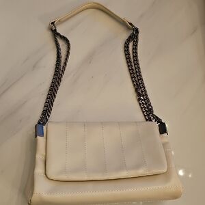 Zara Cream Shoulder Bag with Chain Strap and Flap Closure